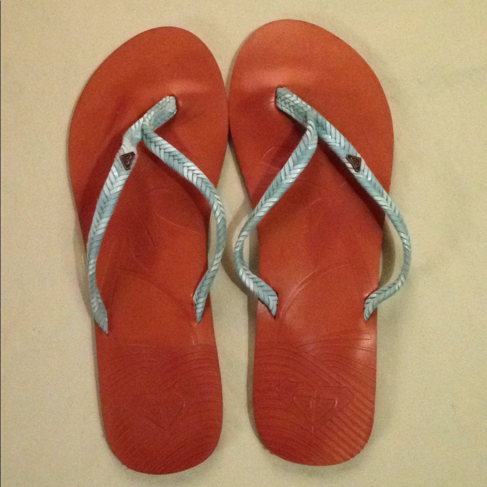 Roxy flip flops
